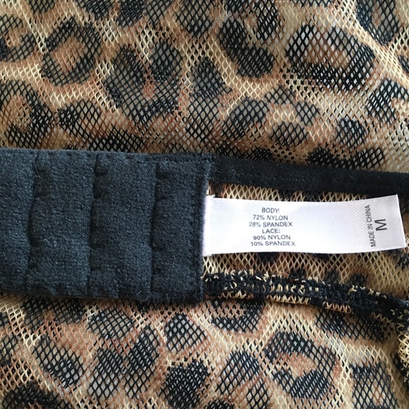 VICTORIAS SECRET LEOPARD CHEMISE SIZE MEDIUM - Picture 7 of 8